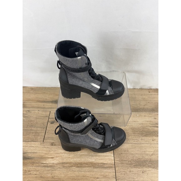 Converse Womens Size 8 Chunky Platform Lace Up Ankle Boots Grey Black - Picture 8 of 8